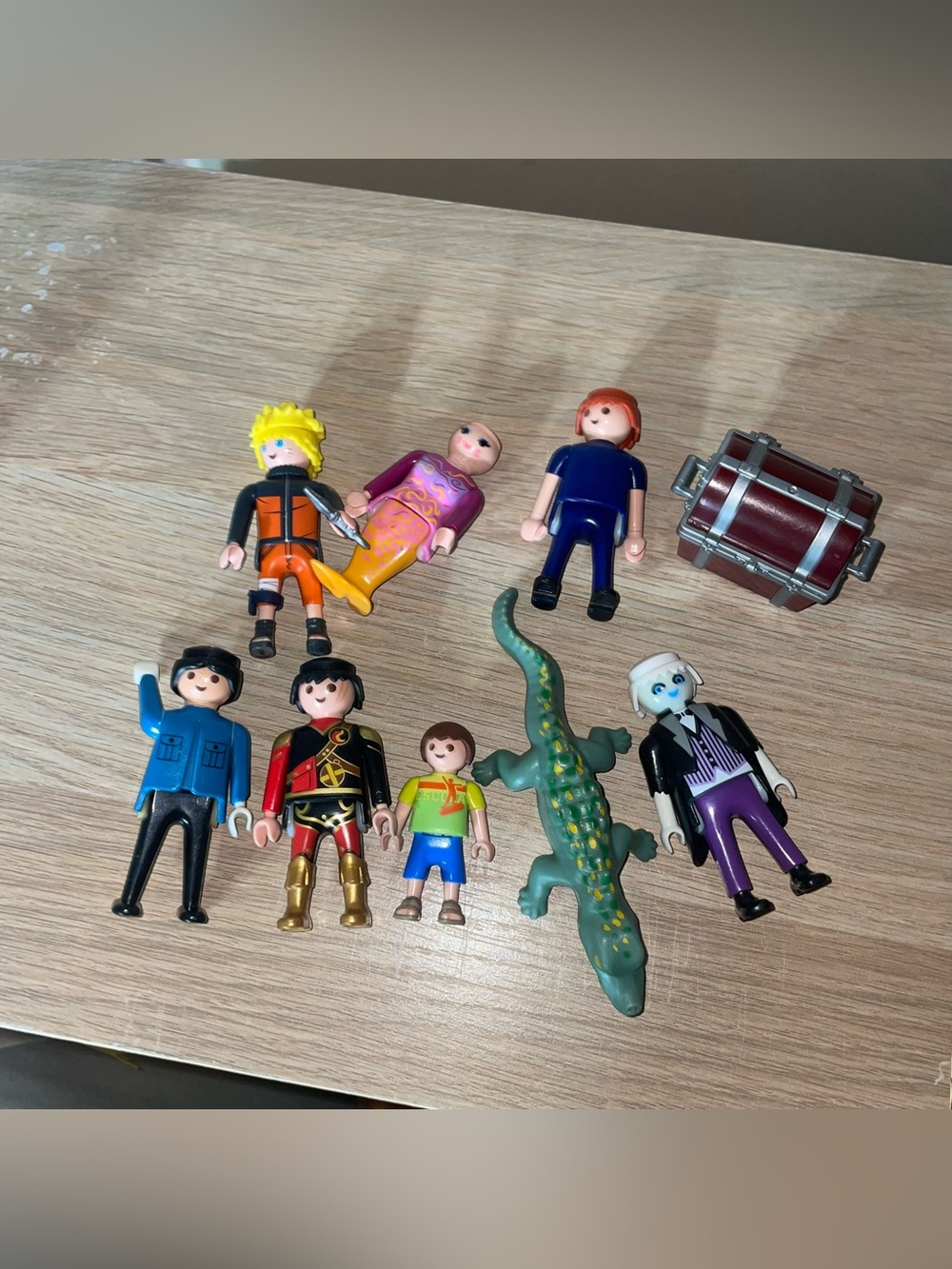 Playmobil mixed characters bundle